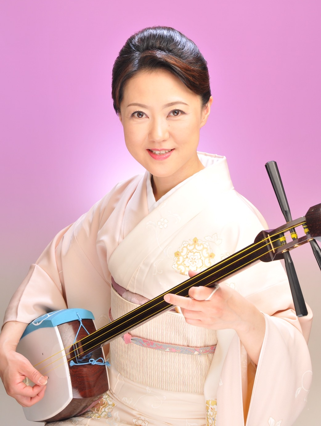 澤田邦羽 - 津軽三味線奏者 民謡歌手